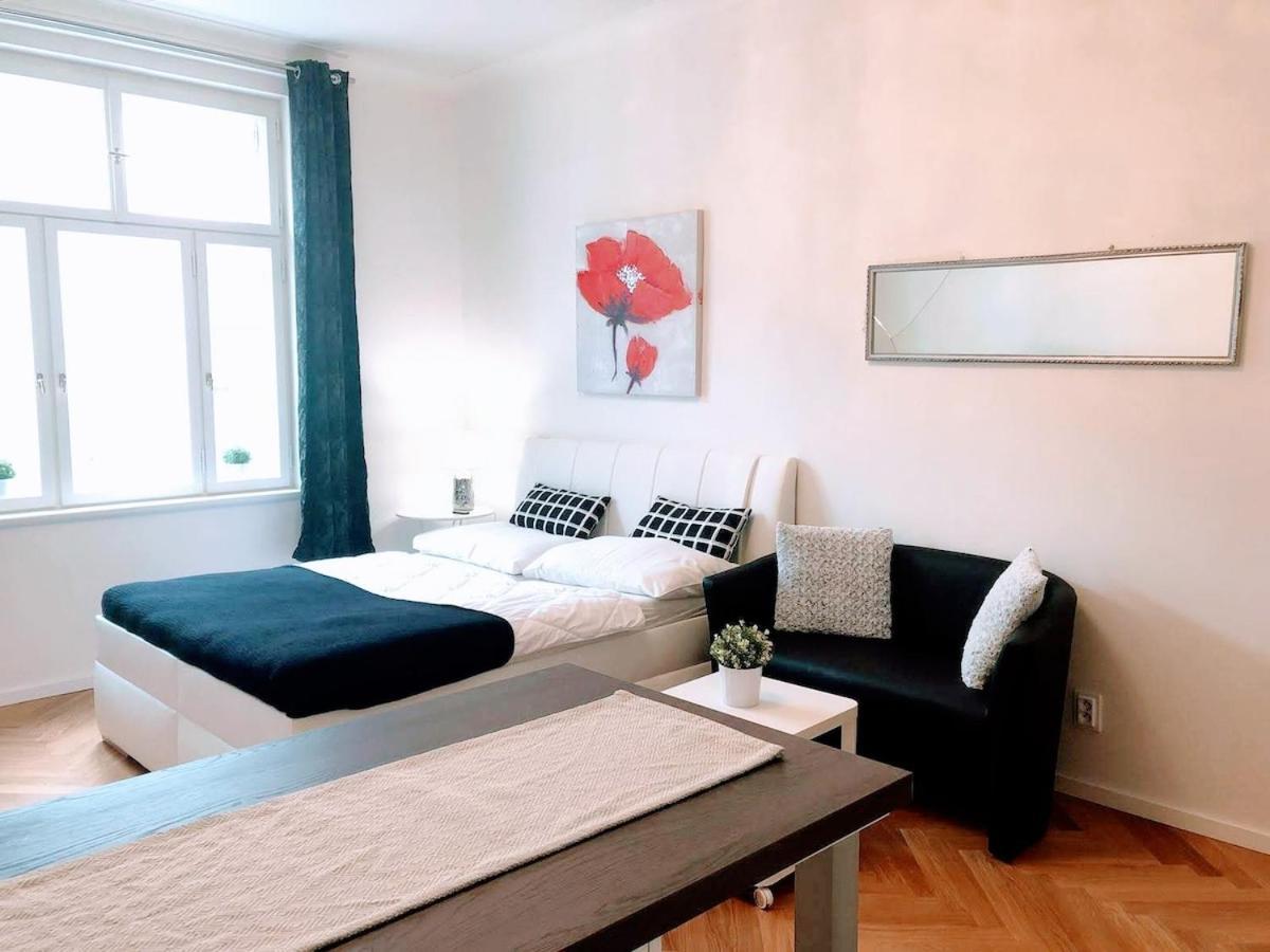 Charming Near The Historic Center Praga