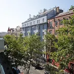 Charming Studio Apartment Near The Historic Center