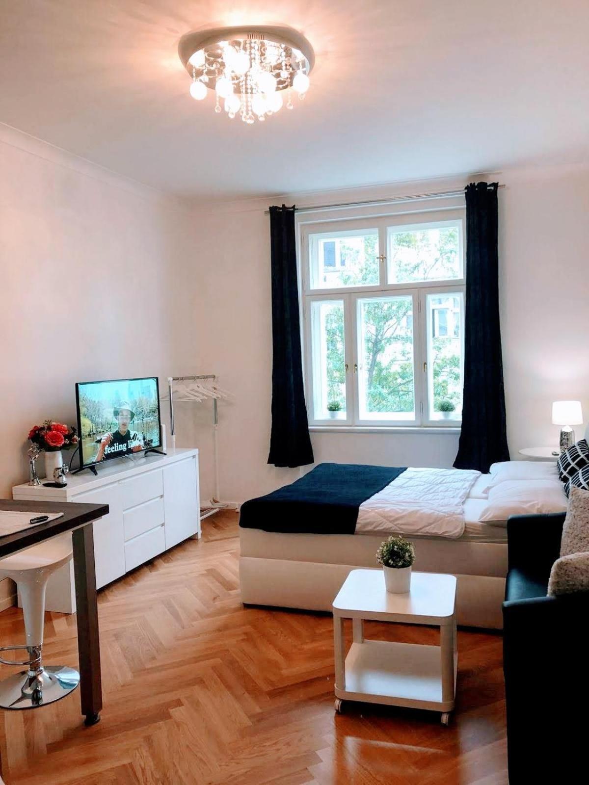 Charming Near The Historic Center Appartamento
