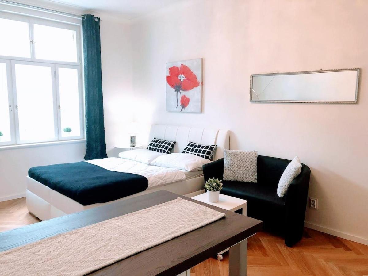 Charming Near The Historic Center * Praga